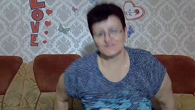 Snapshot of PaulaGolden chatting on 10, 10, 2025 PaulaGolden online show from 10, 10, 2025
