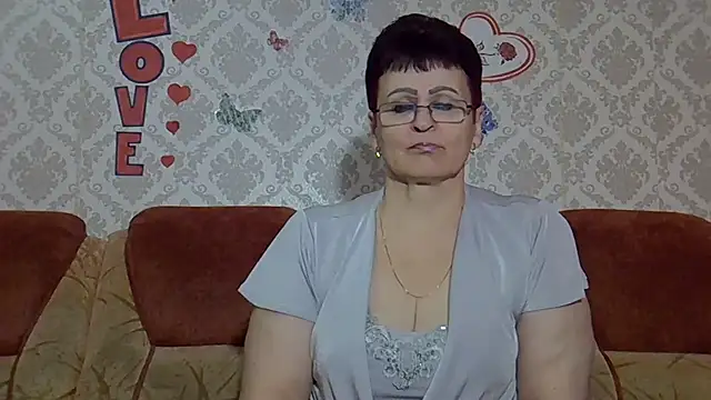 Snapshot of PaulaGolden chatting on 21, 10, 2025 PaulaGolden online show from 21, 10, 2025