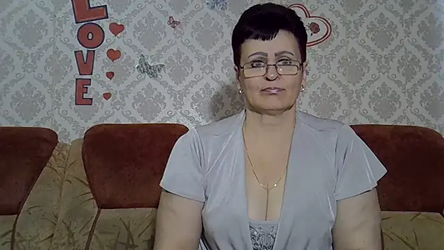 Snapshot of PaulaGolden chatting on 23, 10, 2025 PaulaGolden online show from 23, 10, 2025