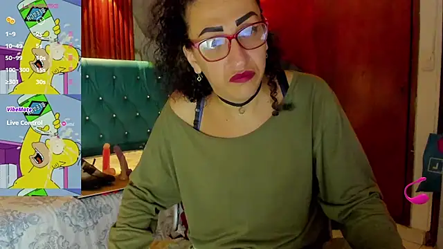 Snapshot of sabrina_dupont chatting on 5, 8, 2026 sabrina dupont online show from 5, 8, 2026