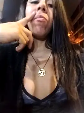 Snapshot of Karenn12 chatting on 18, 9, 2025 Karenn12 online show from 18, 9, 2025