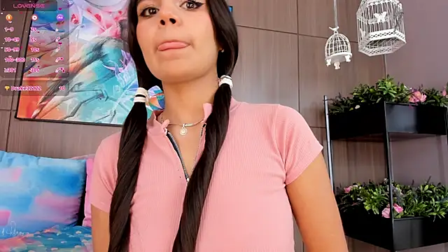 IvyEllis online show from 10, 3, 2025