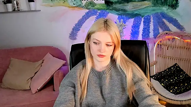 Snapshot of GraceGlamour chatting on 29, 12, 2024 GraceGlamour online show from 29, 12, 2024