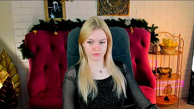 Snapshot of GraceGlamour chatting on 30, 12, 2024 GraceGlamour online show from 30, 12, 2024