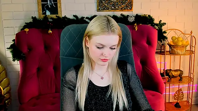 Snapshot of GraceGlamour chatting on 30, 12, 2024 GraceGlamour online show from 30, 12, 2024