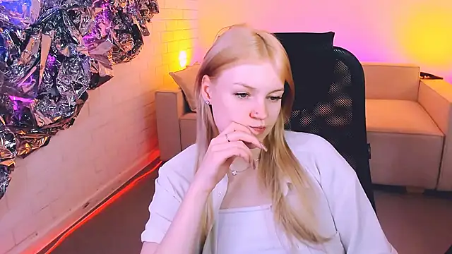 Snapshot of GraceGlamour chatting on 20, 1, 2025 GraceGlamour online show from 20, 1, 2025