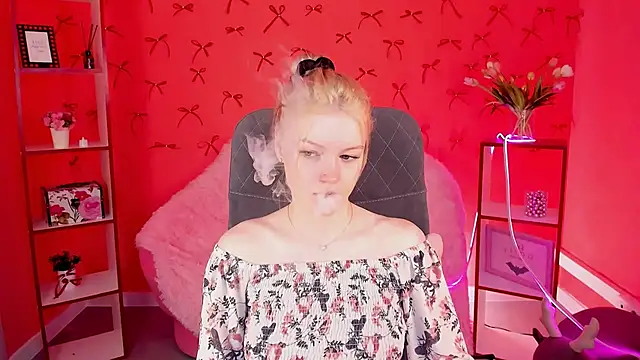 Snapshot of GraceGlamour chatting on 22, 1, 2025 GraceGlamour online show from 22, 1, 2025