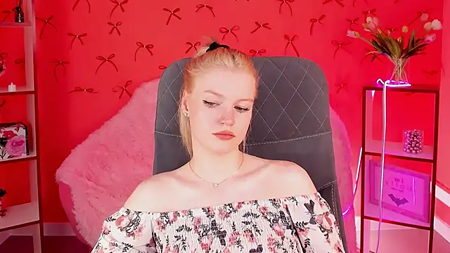 Snapshot of GraceGlamour chatting on 22, 1, 2025 GraceGlamour online show from 22, 1, 2025