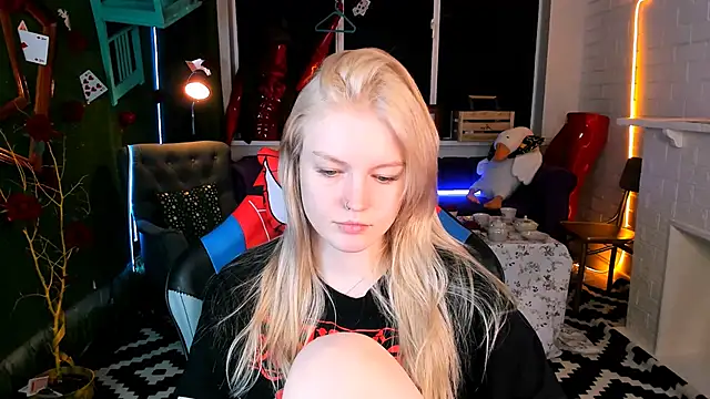 Snapshot of GraceGlamour chatting on 15, 3, 2025 GraceGlamour online show from 15, 3, 2025