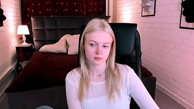 Snapshot of GraceGlamour chatting on 26, 9, 2025 GraceGlamour online show from 26, 9, 2025
