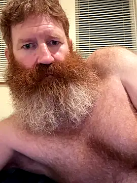 Snapshot of Redfurr69 chatting on 27, 9, 2025 Redfurr69 online show from 27, 9, 2025