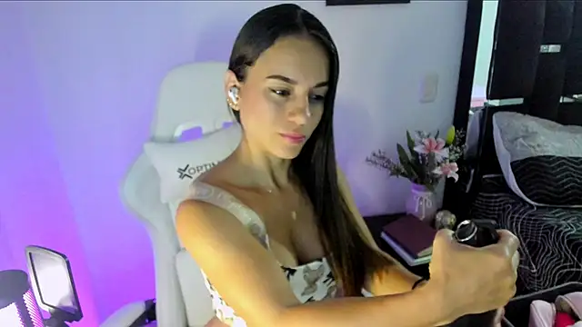 Sara lopez 28 online show from 21, 3, 2026