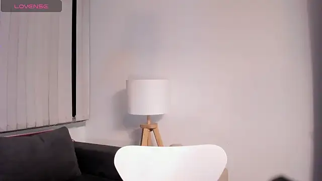 Snapshot of Valentina_Se chatting on 10, 12, 2024 Valentina Se online show from 10, 12, 2024