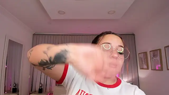 Snapshot of Valentina_Se chatting on 22, 2, 2025 Valentina Se online show from 22, 2, 2025