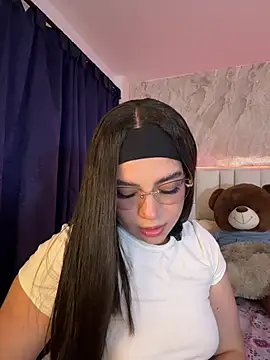 Snapshot of IsabellaAnngel chatting on 23, 7, 2026 IsabellaAnngel online show from 23, 7, 2026