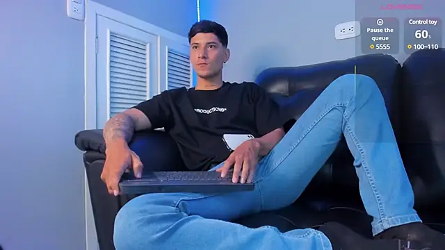 Damian23   online show from 21, 3, 2025