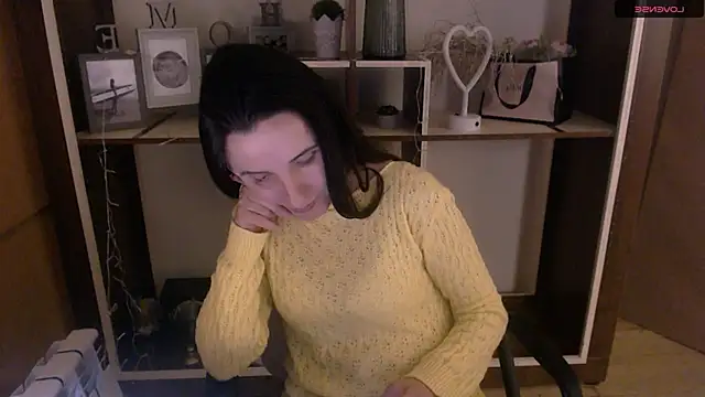 LaimaV  online show from 9, 12, 2024