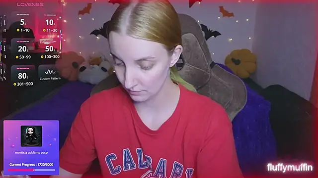 Snapshot of Fluffy_muffin_ chatting on 12, 10, 2025 Fluffy muffin online show from 12, 10, 2025