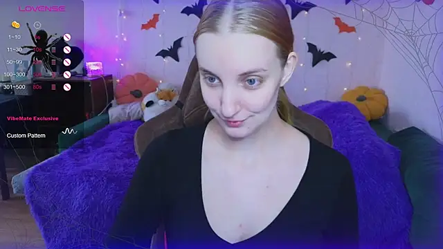 Snapshot of Fluffy_muffin_ chatting on 29, 10, 2025 Fluffy muffin online show from 29, 10, 2025