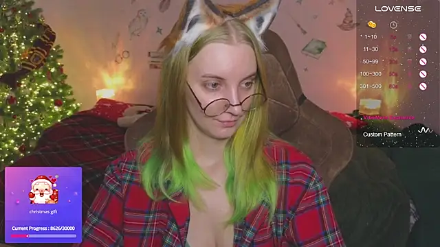 Snapshot of Fluffy_muffin_ chatting on 17, 12, 2025 Fluffy muffin online show from 17, 12, 2025