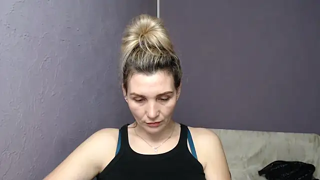 Snapshot of _sexy_lady chatting on 1, 2, 2025  sexy lady online show from 1, 2, 2025