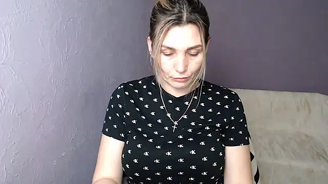 Snapshot of _sexy_lady chatting on 27, 2, 2025  sexy lady online show from 27, 2, 2025