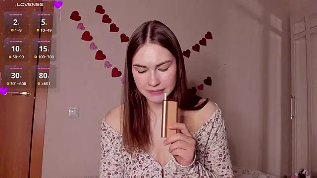 Snapshot of sleeeep_y chatting on 28, 2, 2025 sleeeep y online show from 28, 2, 2025