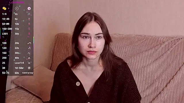 Snapshot of sleeeep_y chatting on 6, 10, 2025 sleeeep y online show from 6, 10, 2025