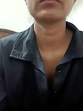 Snapshot of Rajni-Mehra chatting on 24, 2, 2025 Rajni-Mehra online show from 24, 2, 2025