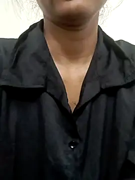 Snapshot of Rajni-Mehra chatting on 12, 3, 2025 Rajni-Mehra online show from 12, 3, 2025