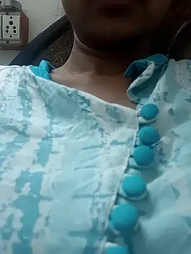 Snapshot of Rajni-Mehra chatting on 17, 3, 2025 Rajni-Mehra online show from 17, 3, 2025