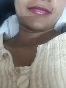 Snapshot of Rajni-Mehra chatting on 23, 3, 2025 Rajni-Mehra online show from 23, 3, 2025