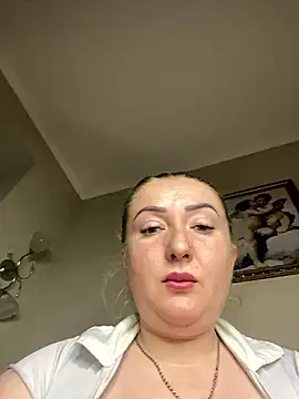 BrigitDani  online show from 6, 12, 2024