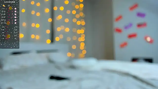 OttilieBurruss online show from 15, 2, 2025