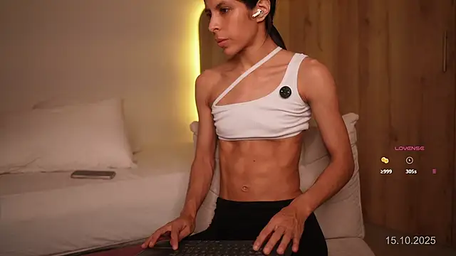 veronica mendez1 online show from 15, 10, 2025