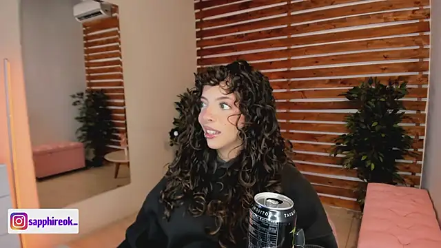 Sapphire Venuss online show from 15, 1, 2026