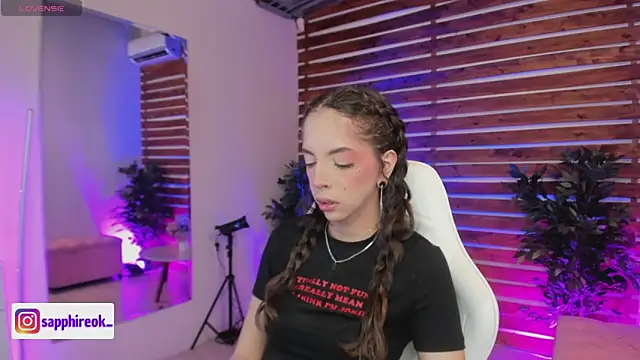 Sapphire Venuss online show from 21, 2, 2026