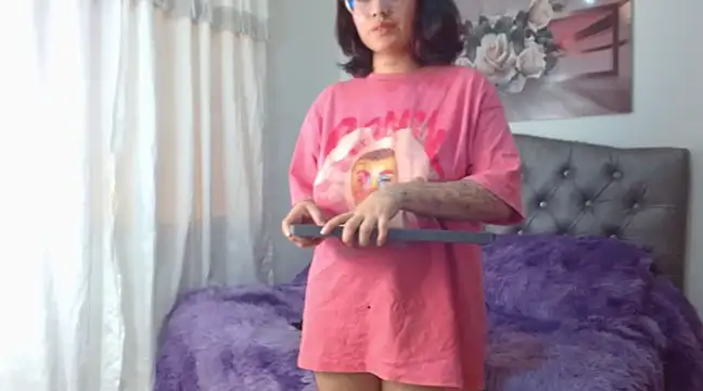 lily f00x online show from 15, 3, 2025