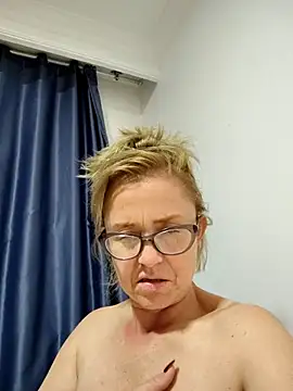 issa soto  online show from 8, 3, 2026