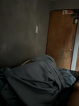 mismmia online show from 25, 10, 2025