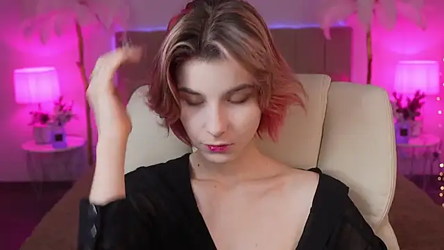 Snapshot of HaylaAmber chatting on 10, 12, 2024 HaylaAmber online show from 10, 12, 2024