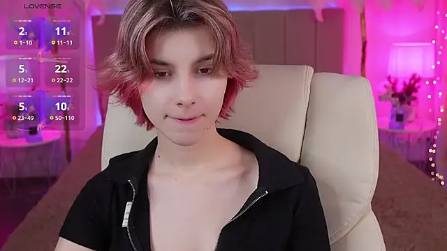 Snapshot of HaylaAmber chatting on 11, 12, 2024 HaylaAmber online show from 11, 12, 2024