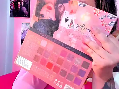 Mila nixon02 online show from 31, 10, 2025