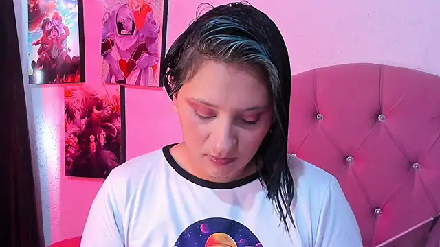 Mila nixon02 online show from 25, 6, 2026