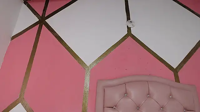 Snapshot of Vicky_Love_ chatting on 11, 2, 2025 Vicky Love online show from 11, 2, 2025