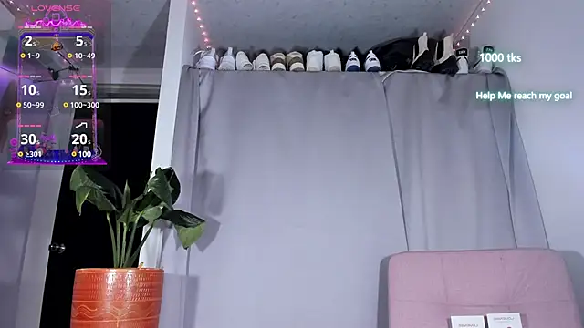 Snapshot of emily_palmeer chatting on 18, 2, 2025 emily palmeer online show from 18, 2, 2025