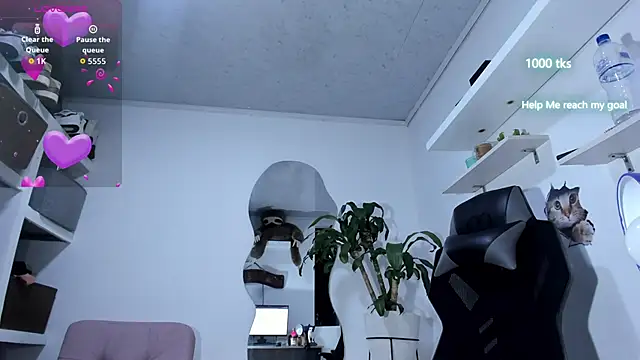 Snapshot of emily_palmeer chatting on 6, 10, 2025 emily palmeer online show from 6, 10, 2025