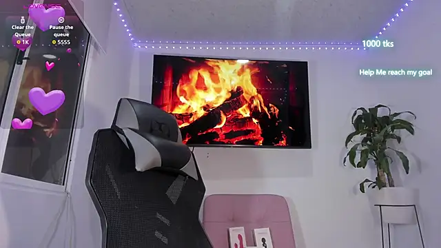 Snapshot of emily_palmeer chatting on 25, 10, 2025 emily palmeer online show from 25, 10, 2025