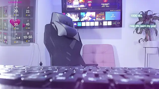 Snapshot of emily_palmeer chatting on 30, 10, 2025 emily palmeer online show from 30, 10, 2025