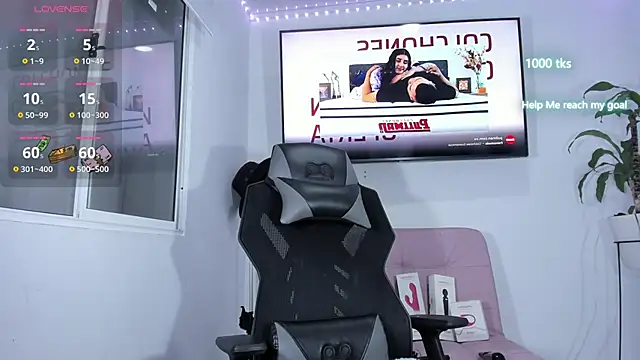 Snapshot of emily_palmeer chatting on 13, 1, 2026 emily palmeer online show from 13, 1, 2026